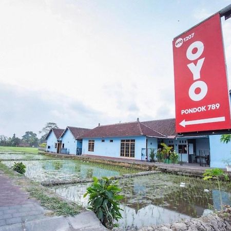 Oyo 1207 Pondok 789 Near Canggu Echo Beach Dış mekan fotoğraf