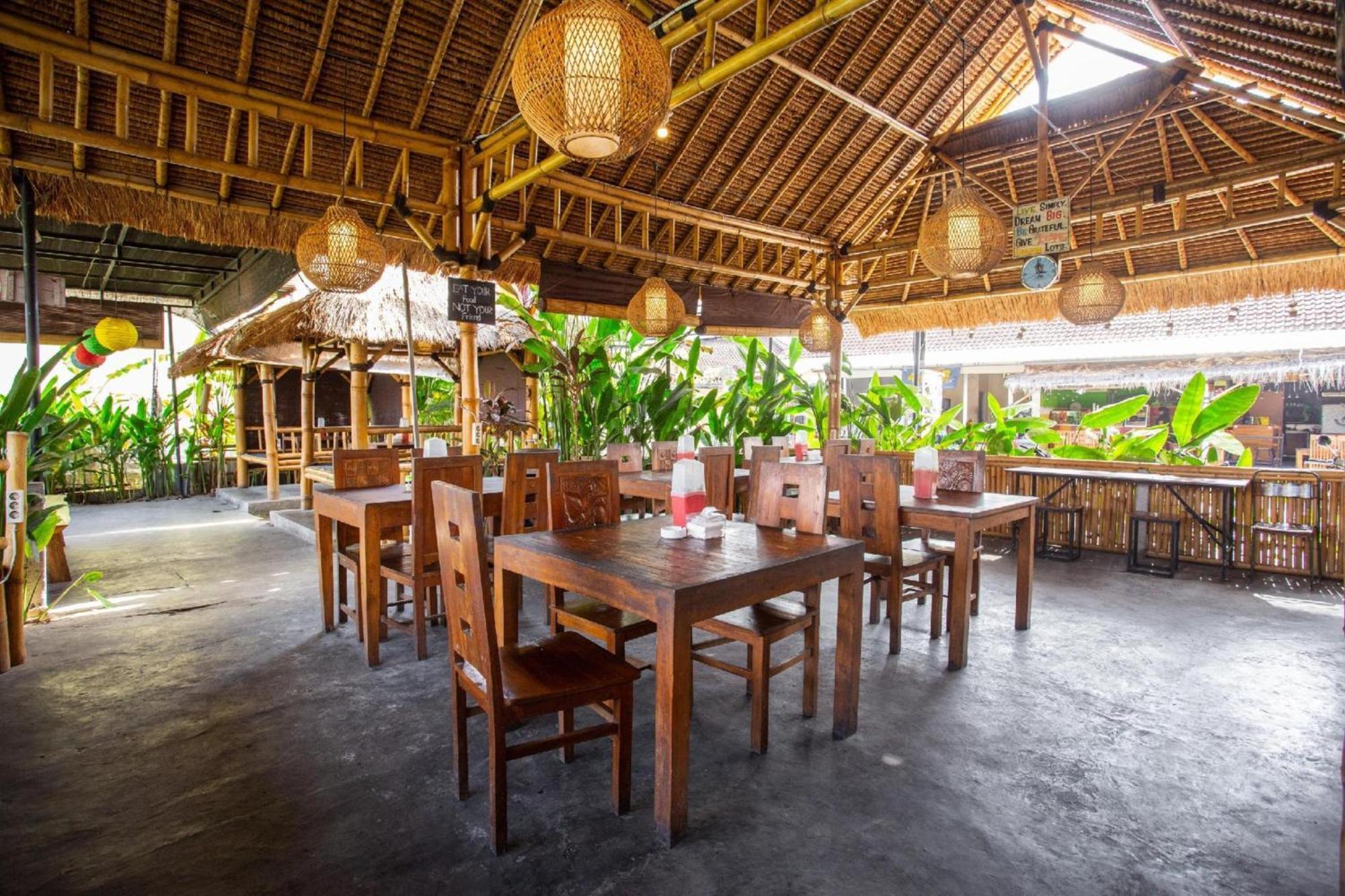 Oyo 1207 Pondok 789 Near Canggu Echo Beach Dış mekan fotoğraf